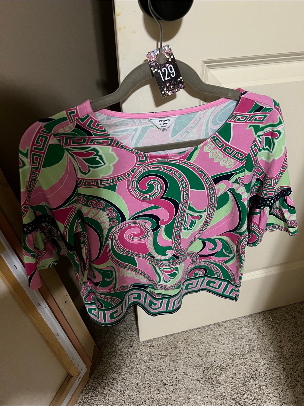 crown & ivy Pink and Green Swirl Print Flutter Sleeve Top H129